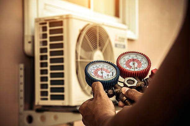 Professional Hvac Maintenance technician working in Marengo, IL